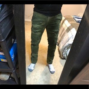 Abercrombie & Fitch Camo Pants - 33/32